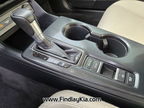 Used 2024 Honda Civic EX-L image 25