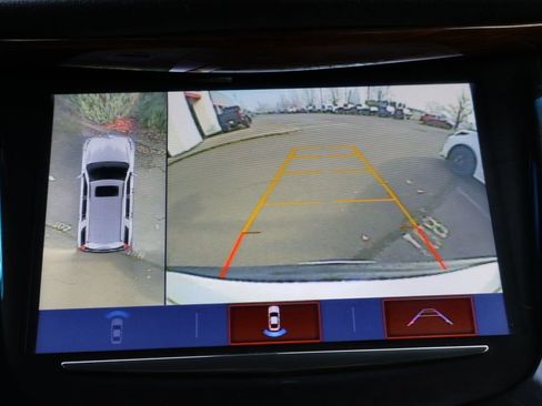 Used 2019 Cadillac Escalade Base w/ LPO, Radiant Package image 15