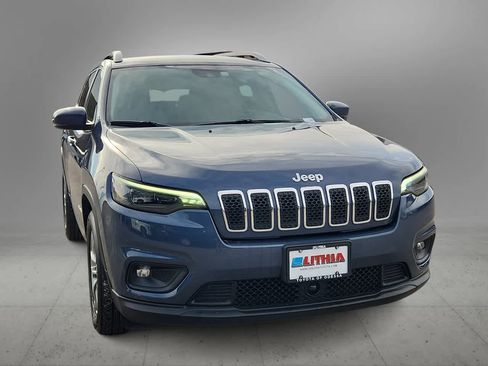 Used 2021 Jeep Cherokee Latitude Plus image 3