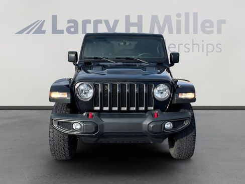 Used 2023 Jeep Wrangler Unlimited Rubicon w/ Cold Weather Group image 8