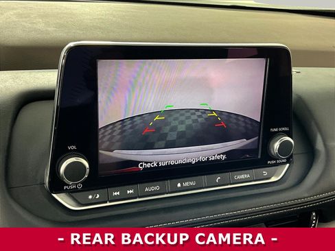 Certified 2022 Nissan Rogue SV AWD/4WD image 14