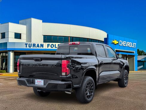 New 2026 Chevrolet Colorado W/T w/ WT Custom Package RWD image 6