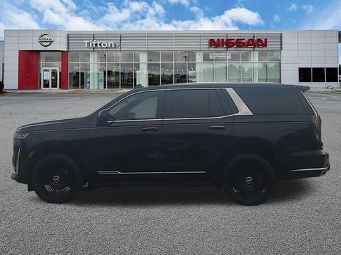 Used 2024 Cadillac Escalade Premium Luxury w/ LPO, Floor Liner Package AWD/4WD image 4