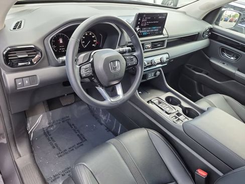 Certified 2023 Honda Pilot EX-L image 17
