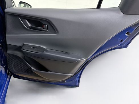 Used 2025 Toyota Prius LE image 28