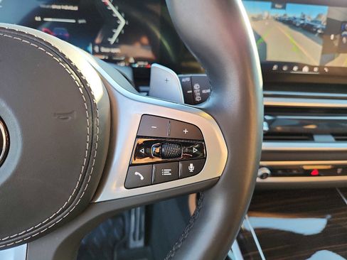 Certified 2024 BMW X7 xDrive40i w/ M Sport Package image 20