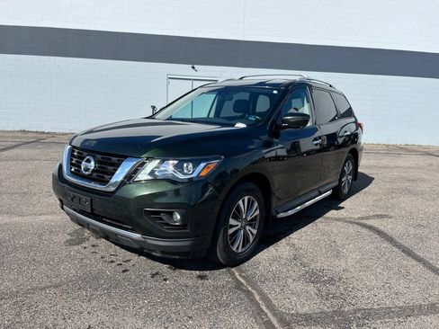 Used 2018 Nissan Pathfinder SL w/ Cargo Package AWD/4WD image 7