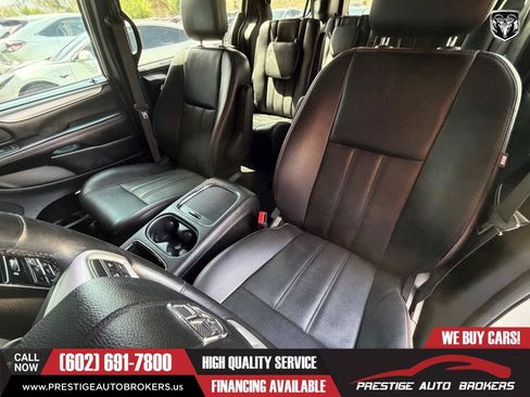 Used 2019 Dodge Grand Caravan GT FWD image 24