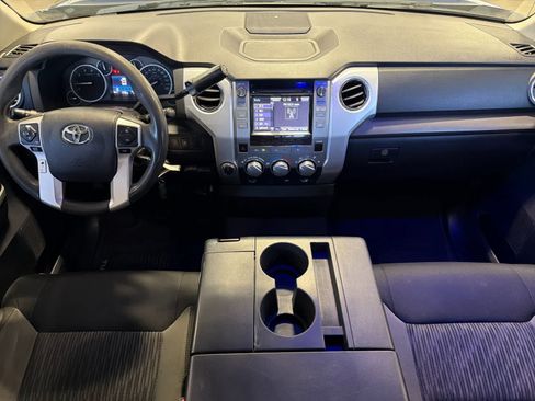 Used 2015 Toyota Tundra SR5 AWD/4WD image 3