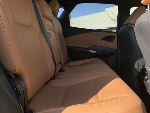 Used 2023 Lexus RX 350 w/ Cold Area Package image 33