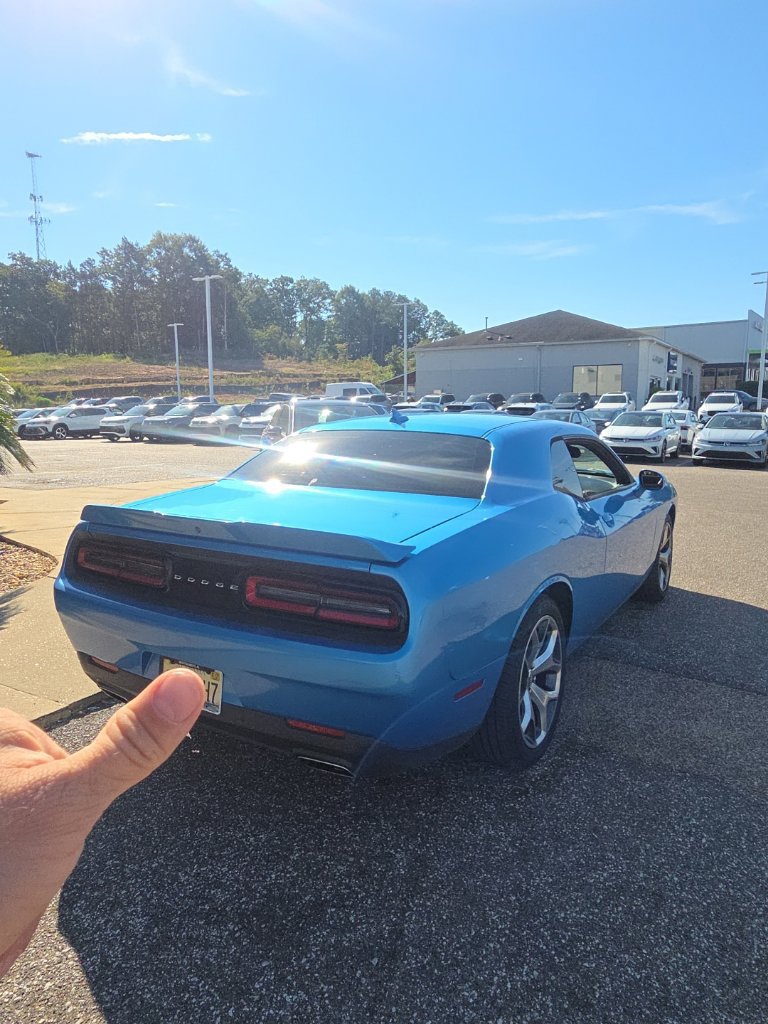 Used 2015 Dodge Challenger SXT Plus w/ Driver Convenience Group RWD image 7