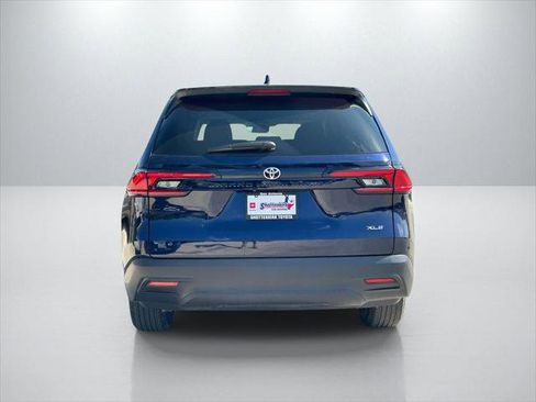 Certified 2025 Toyota Grand Highlander FWD image 6