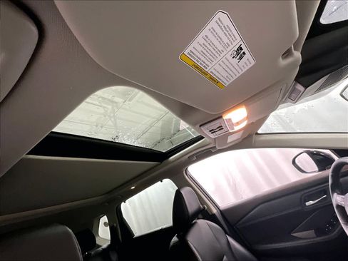 Certified 2023 Nissan Rogue SV w/ SV Premium Package image 22