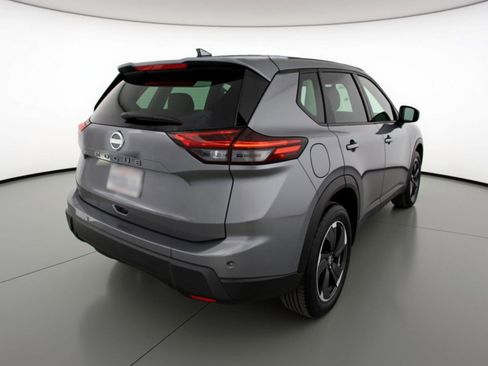 Used 2025 Nissan Rogue SV image 9