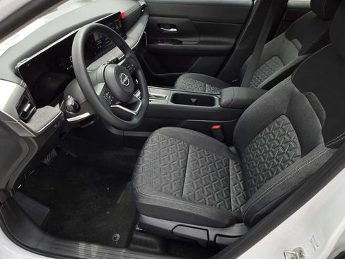 New 2026 Nissan Kicks SV FWD image 17