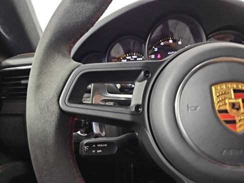Used 2018 Porsche 911 GT3 RWD image 14