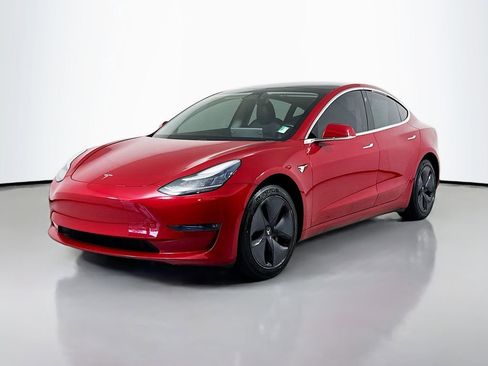 Used 2019 Tesla Model 3 Standard Range RWD image 1