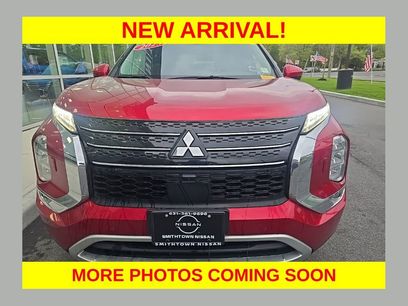 Used 2023 Mitsubishi Outlander SE