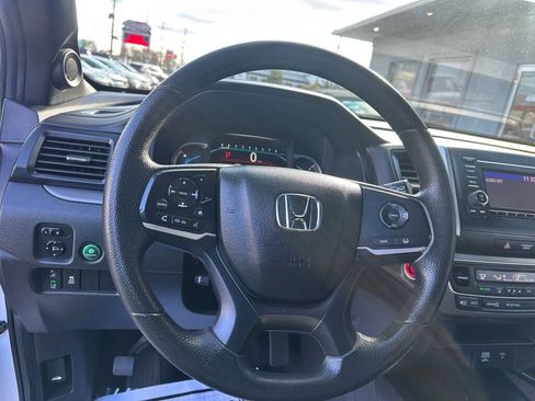 Used 2020 Honda Passport Sport image 12