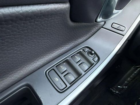 Used 2011 Volvo S60 T6 image 23