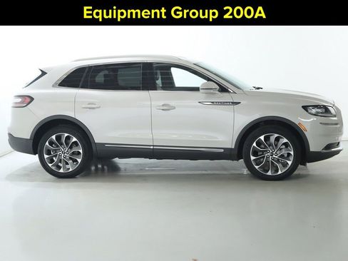 Certified 2023 Lincoln Nautilus Reserve w/ Luxury Package image 11