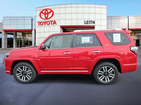 Used 2022 Toyota 4Runner Limited image 8