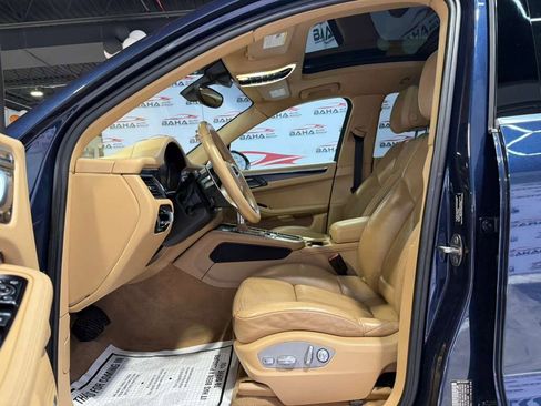 Used 2016 Porsche Macan S image 30