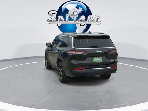 Used 2024 Jeep Grand Cherokee L Limited w/ Luxury Tech Group II image 8