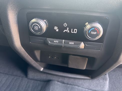 Used 2025 GMC Acadia Elevation FWD image 20