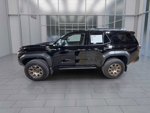 Used 2025 Toyota 4Runner Trailhunter image 5