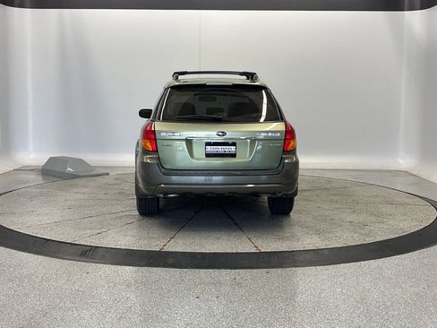 Used 2006 Subaru Outback 2.5i Limited w/ Popular Equipment Group 2B AWD/4WD image 4