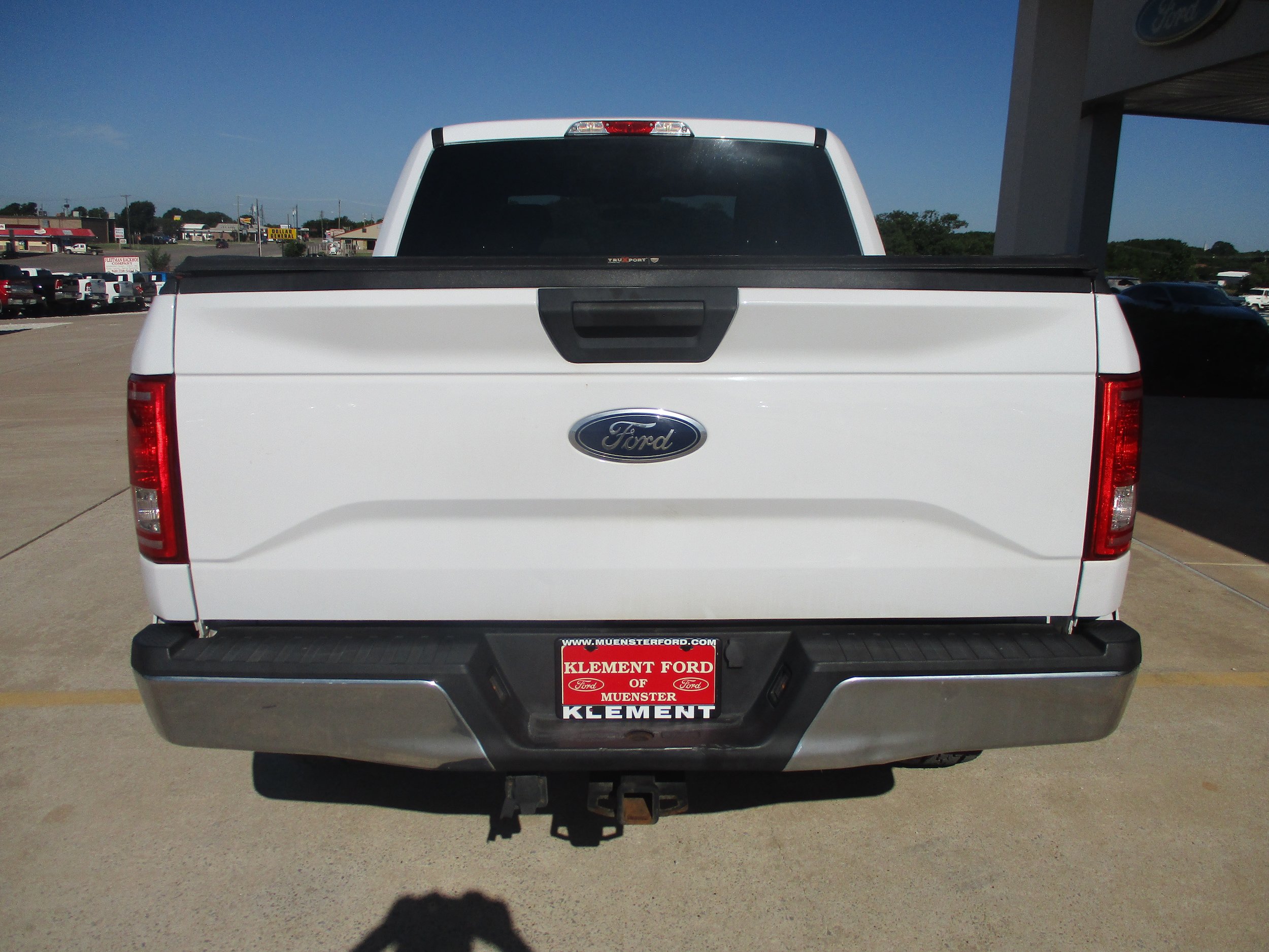 Used 2016 Ford F150 XLT AWD/4WD image 9