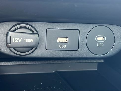 Certified 2025 Hyundai Elantra Sport FWD image 19