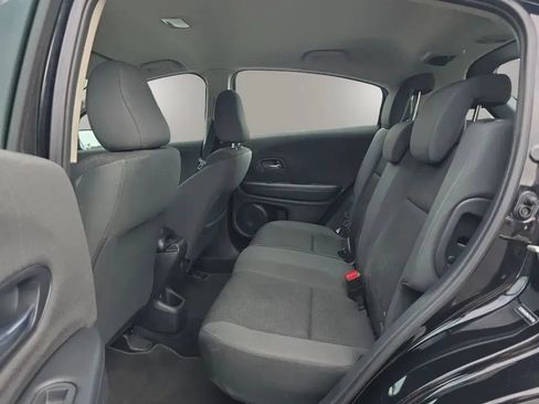 Used 2019 Honda HR-V LX image 32