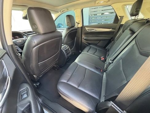 Used 2019 Cadillac XT5 Premium Luxury image 35