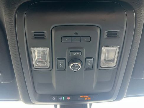 Used 2022 Chevrolet Tahoe RST w/ Luxury Package image 36