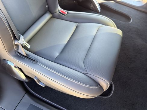 Used 2022 Tesla Model X Plaid image 38