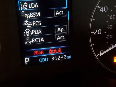 Used 2023 Toyota Corolla LE w/ LE Premium Package image 24