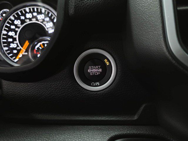 Used 2020 RAM 1500 Big Horn AWD/4WD image 27