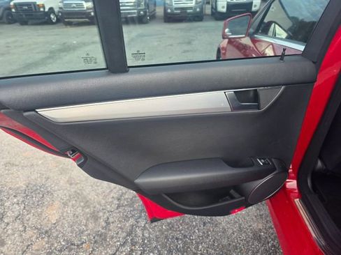 Used 2013 Mercedes-Benz C 250 Sedan w/ Multimedia Pkg image 14