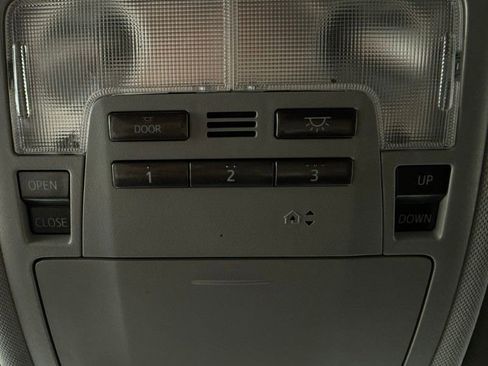 Used 2016 Toyota Highlander XLE image 40