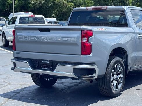 Used 2024 Chevrolet Silverado 1500 LT AWD/4WD image 40