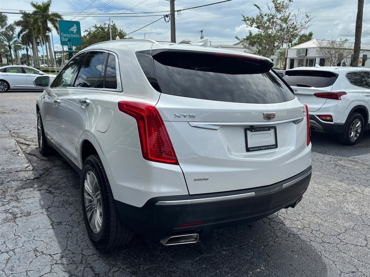 Used 2019 Cadillac XT5 Luxury AWD/4WD image 3