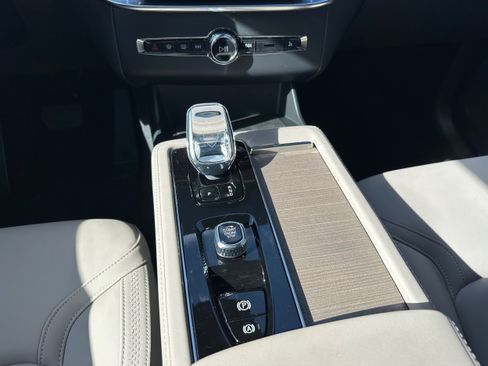 Used 2026 Volvo XC90 B6 Plus w/ Protection Package Premier image 12