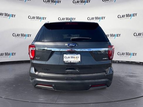 Used 2019 Ford Explorer XLT w/ Equipment Group 202A AWD/4WD image 4