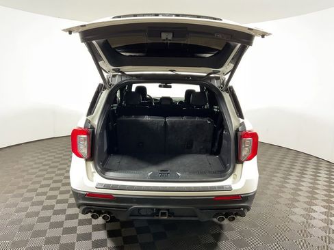 Used 2021 Ford Explorer ST w/ ST Street Pack AWD/4WD image 17