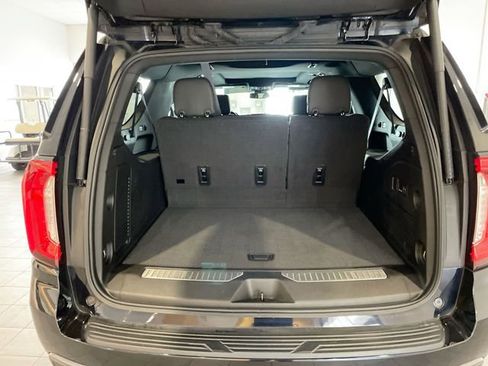 Used 2024 GMC Yukon XL AT4 w/ AT4 Premium Plus Package image 20