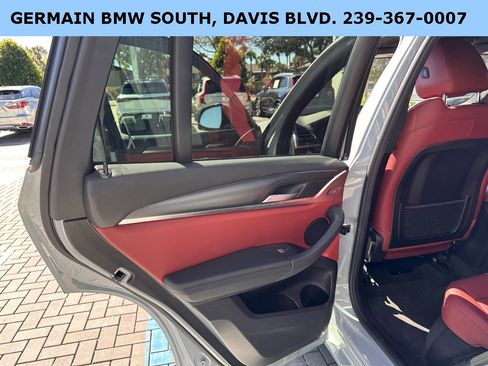 Used 2022 BMW X3 xDrive30i w/ M Sport Package image 11