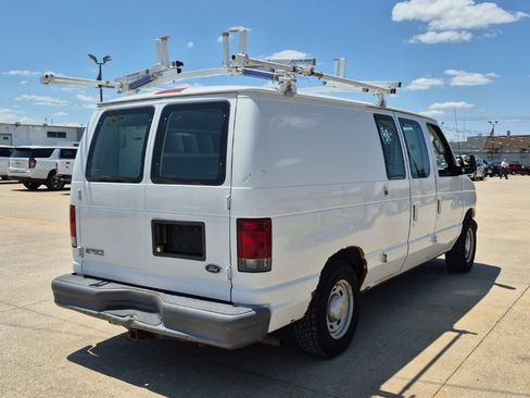 Used 2006 Ford E-150 and Econoline 150 RWD image 17