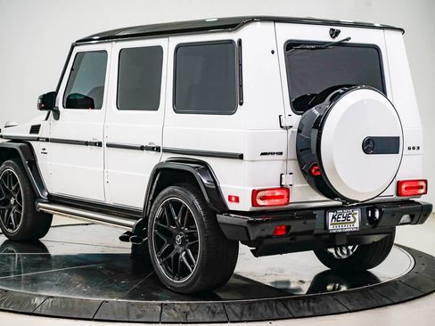 Used 2017 Mercedes-Benz G 63 AMG 4MATIC image 2